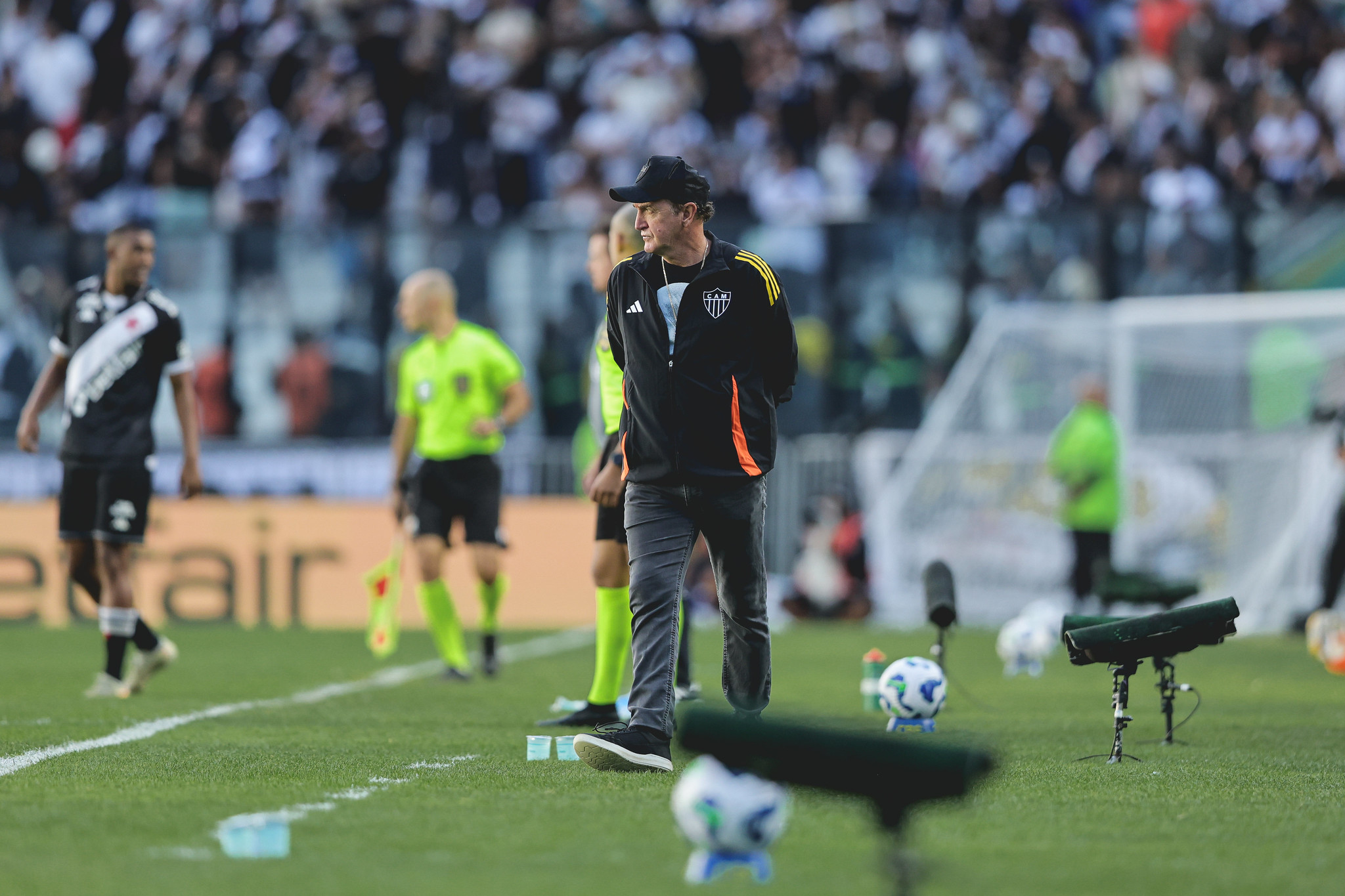 Cuca, técnico do Atlético Mineiro elogia o Vasco